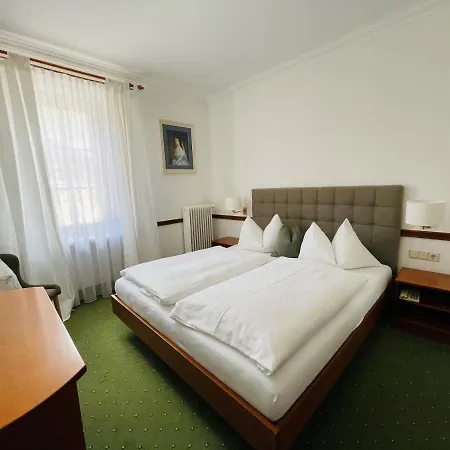 Post St. Martin Am Tgb. *