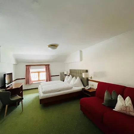 Post St. Martin Am Tgb. 상트마틴암테넨게비르게