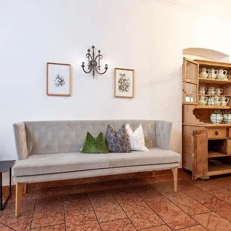 Post St. Martin Am Tgb.