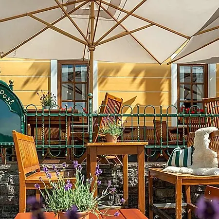 Post St. Martin Am Tgb. Bed & Breakfast